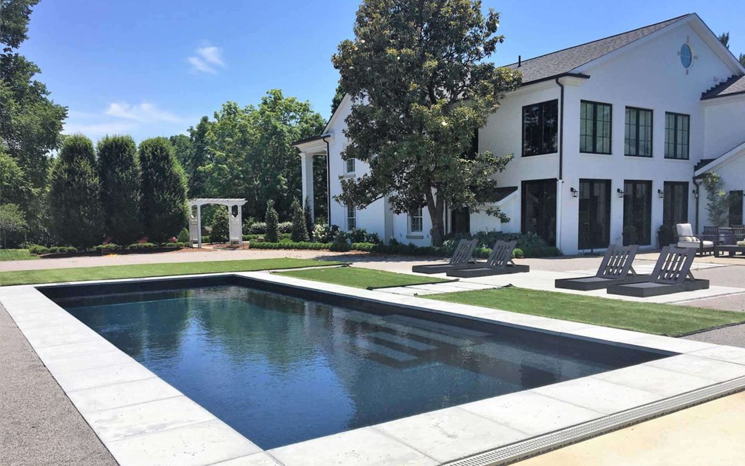 What Is the Process for Installing a Fiberglass Pool?